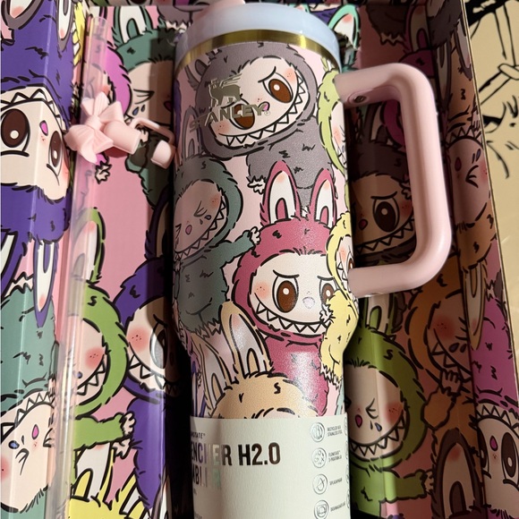 Stanley Quencher H2.0 Tumbler with labubu design - Picture 1 of 5